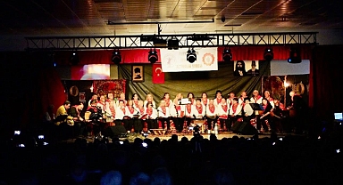 Edremit’te Aşık Veysel Türküleriyle Anıldı