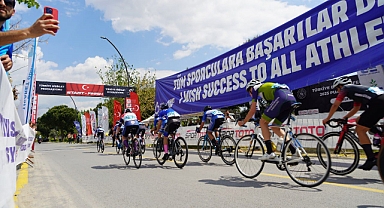 Edremit, Türkiye Kupası 3. Etap Puanlı Yol Yarışları’na Ev Sahipliği Yaptı