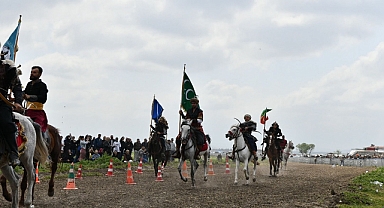 Halalca Mahallesi’nde Geleneksel Hıdırellez Şenlikleri ve Onursal Halalca Koşusu Coşkusu