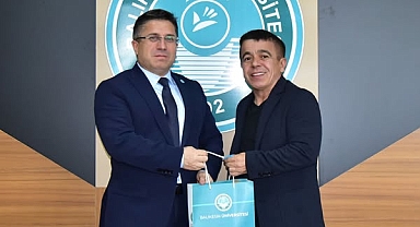 Halil Mutlu’dan Balıkesir Üniversitesi Rektörü Prof. Dr. Yücel Oğurlu’ya Ziyaret