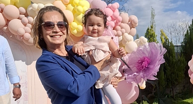 Hüveyla Şehirli, Minik Lina’nın Doğum Gününde Aileyi Yalnız Bırakmadı