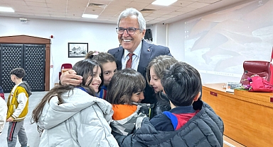 Minik Öğrencilerden Bandırma Belediyesi’ne Ziyaret