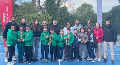 Minik Raketler Kortta Buluştu