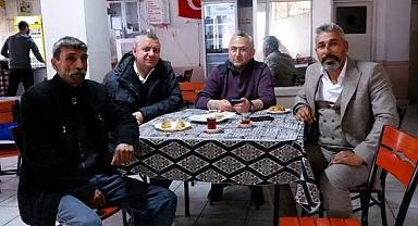 Susurluk Belediye Başkanı Hakan Yıldırım Semizel ve Başkan Yardımcısı Taylan Akoğlan, Romanlar Derneği Başkanı Ercan Ören’i Ziyaret Etti