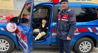 Tümgeneral Nurettin Alkan Çocuklarla Bayram Coşkusunu Paylaştı