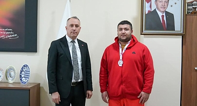 Türkiye İkincisi Fatih Enes Acet’ten İl Müdürü Adem Özalp’e Ziyaret