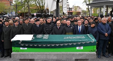 Vali İsmail Ustaoğlu, Emekli Öğretmen Hacim Eren’in Cenaze Törenine Katıldı