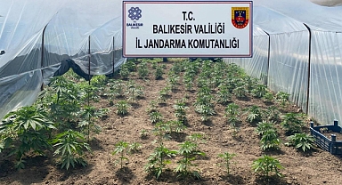 10 İlçede Geniş Kapsamlı Operasyon: 50 Şüpheli Gözaltına Alındı