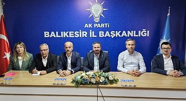 AK Parti Balıkesir’de Haftalık Yönetim Kurulu Toplantısı Yapıldı