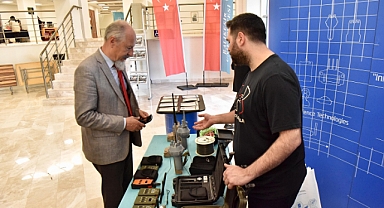 Altıeylül Belediyesi’nden Gençliğe ve Teknolojiye Destek: Başkan Yardımcısı Kayatepe, Ulusal Zirvede Yer Aldı