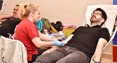 Altıeylül’de Kan Bağışına Destek: Kızılay ve Okul İşbirliğinde Anlamlı Etkinlik