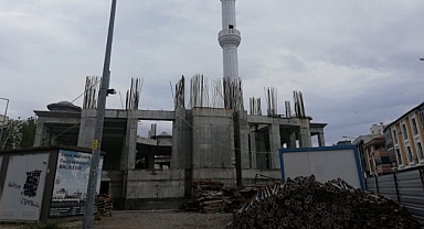 Altıeylül Plevne Mahallesi’nde Sıddık Naci Eren Camii ve Külliyesi Yükseliyor