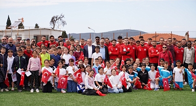 Ayvalıkgücü Belediyespor Play-Off Hedefiyle Kenetlendi