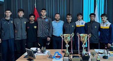 Balıkesir Büyükşehir Belediyespor’un Genç Atletleri Türkiye Şampiyonu Oldu