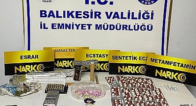 Balıkesir’de 1 Haftada 16 Tutuklama, Kilolarca Uyuşturucu Ele Geçirildi