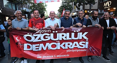 Balıkesir’de 19 Mayıs Ruhu Fener Alayı ile Canlandı