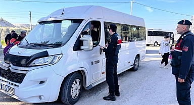 Balıkesir'de 2.640 Şahıs ve 1.187 Araç Kontrol Edildi
