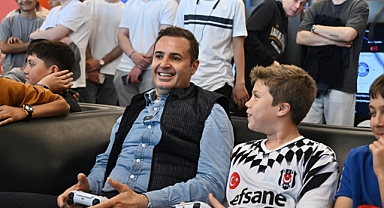 Balıkesir'de E-Spor Coşkusu: 453 Genç 19 Mayıs İçin Dijital Arenada Yarıştı