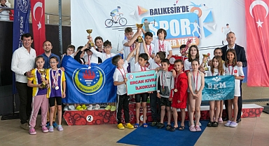 Balıkesir’de Okul Sporları Yüzme Minik A-B İl Birinciliği Müsabakaları Tamamlandı