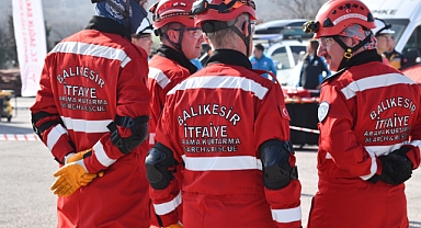 Balıkesir İtfaiyesi’nde Göreve Giden Yol Zorlu Parkurdan Geçiyor