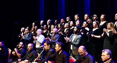 Balıkesir Sanat Topluluğu’ndan Unutulmaz Gala Konseri