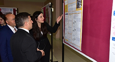Balıkesir Üniversitesi Fen Edebiyat Fakültesi Kimya Bölümü Geleneksel Poster Sunumu Sergisi Açıldı