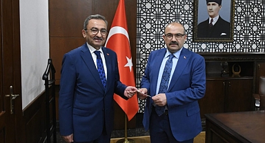 Balıkesir Valisi Ustaoğlu'ndan Vekâletle Kurban Bağışı Desteği