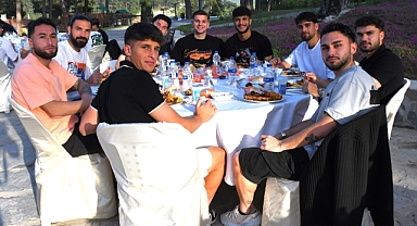 Balıkesirspor, Altıeylül Belediyesi’nin Ev Sahipliğinde Moral Etkinliğinde Buluştu