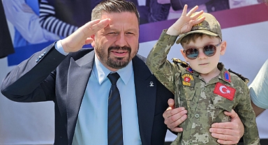 Başkan Aydemir Kurtdereli Spor Salonu’nda Gençlik Coşkusuna Ortak Oldu