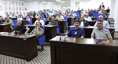 Başkan Mehmet Ertaş, Muhtarlarla Aylık Değerlendirme Toplantısında Buluştu