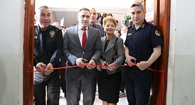 Burhaniye’de Genç Bilim İnsanlarına Destek: TÜBİTAK 4006 Bilim Fuarı İlgi Gördü