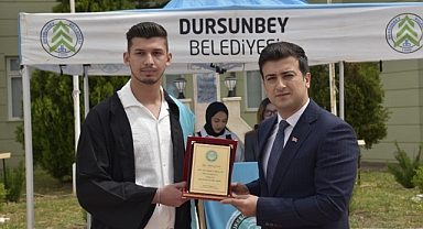 Dursunbey’de Eğitim Yolculuğu Mezuniyetle Taçlandı