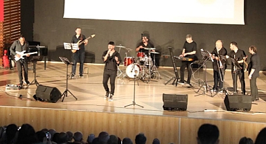 Edremit’te Bahar Konseri Coşkusu: Kent Orkestrası’ndan Unutulmaz Gece