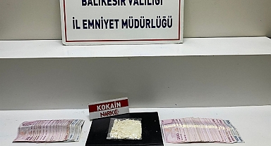 Edremit’te Uyuşturucuya Geçit Yok: 126 Gram Kokainle Yakalanan Şüpheli Tutuklandı