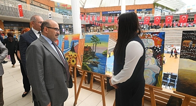 Ermişler Cumhuriyet Anadolu Lisesi Öğrencilerinin Resim Sergisine Vali İsmail Ustaoğlu Ziyareti