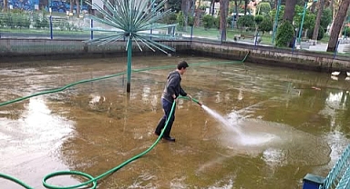 Faruk Serpil Parkı’nda Bakım Zamanı: Ördekli Havuz Temizleniyor