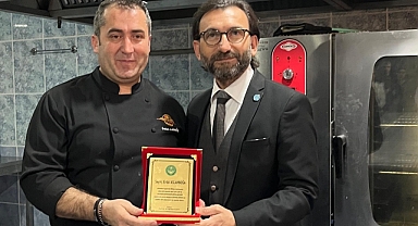 Gastronomi Öğrencilerine Uygulamalı Kokoreç Eğitimi