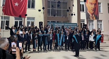 Geleceğin Havacılık Profesyonelleri Edremit’te Mezuniyetle Uçuşa Hazır