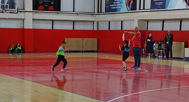 Havran’da Geleneksel Çocuk Oyunları Şenliği Renkli Görüntülerle Sona Erdi