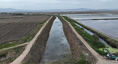 Manyas Kızıksa Mahallesi’nde Dere Islahı Çalışmaları Devam Ediyor