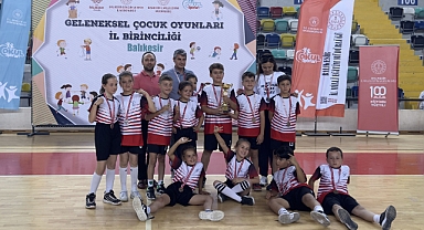 Minik Yetenekler Sahada Buluştu: Kaleli Yakan Top Turnuvası’nda Heyecan Doruktaydı