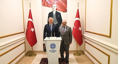 Moldova Cumhuriyeti Ankara Büyükelçisi Dmitri Croitor, Balıkesir Valisi İsmail Ustaoğlu'nu Ziyaret Etti