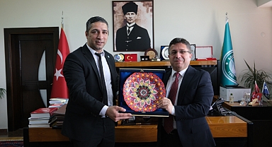 Prof. Dr. Özkan Işık’tan Rektör Oğurlu’ya 19. FIEPS Avrupa Kongresi Teşekkürü