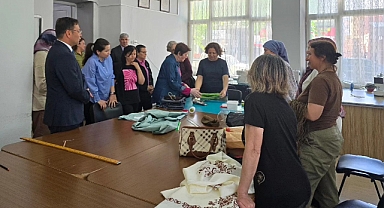 Sındırgı’da Kadın Emeğine Destek: Başkan Serkan Sak’tan Kursiyerlere Ziyaret