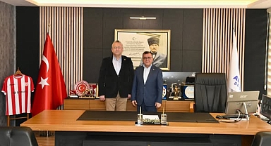 Susurluk Belediye Başkanı ve Meclis Üyeleri, Altıeylül Belediye Başkanı Hakan Şehirli'yi Ziyaret Etti