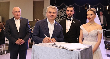 Tuana & Alihan Deniz Çifti Görkemli Bir Törenle “Evet” Dedi!