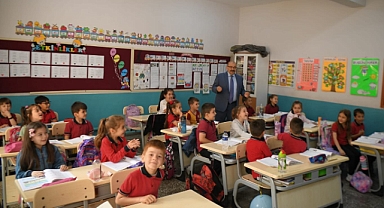 Vali Ustaoğlu’ndan Aslıhantepecik Okullarına Ziyaret