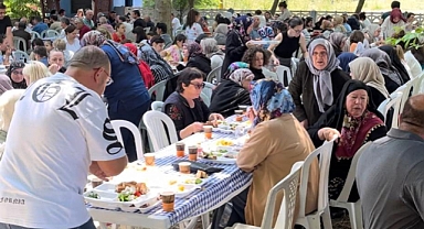 AK Parti Balıkesir İl Başkanı Aydemir, Orhanlı'da Hemşehrileriyle Bayram Coşkusunu Paylaştı