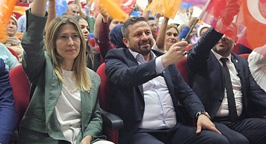 AK Parti Burhaniye Danışma Meclisi Toplantısı Coşkulu Katılımla Gerçekleştirildi
