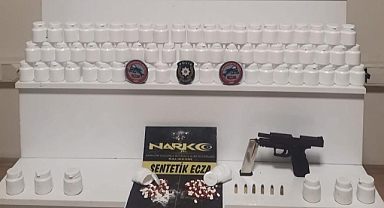 Balıkesir’de Nefes Kesen Takip: Binlerce Uyuşturucu Hap ve Ruhsatsız Tabanca Ele Geçirildi